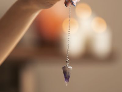 person-conducting-reiki-therapy